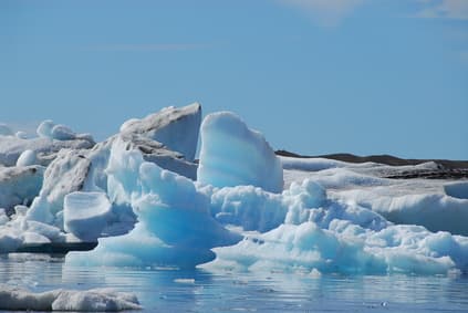 The melting of glaciers is caused primarily by the greenhouse effect The melting of glaciers is caused primarily by the greenhouse effect